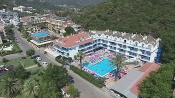 Апарт-отель Exelsior Junior 3*